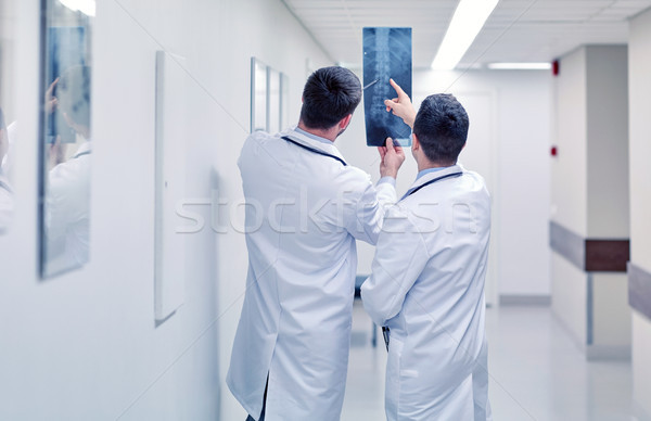 Gerincoszlop röntgen scan kórház műtét emberek Stock fotó © dolgachov