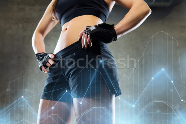 Jonge vrouw torso heupen gymnasium sport fitness Stockfoto © dolgachov