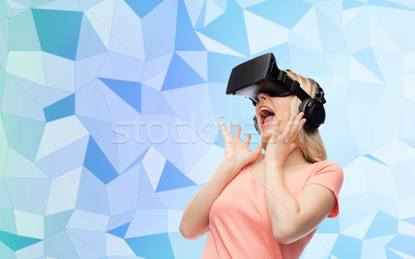 Mujer virtual realidad auricular gafas 3d tecnología Foto stock © dolgachov