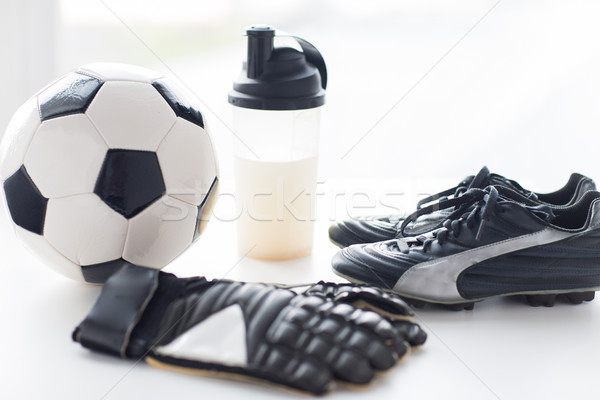 Fußball Stiefel Handschuhe Flasche Sport Stock foto © dolgachov