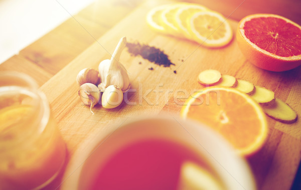 ストックフォト: 生姜 · 茶 · はちみつ · 柑橘類 · ニンニク · 木材