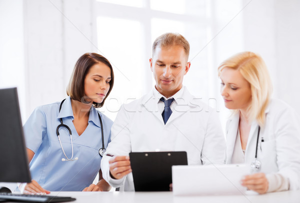 Foto stock: Equipo · grupo · médicos · reunión · salud · médicos