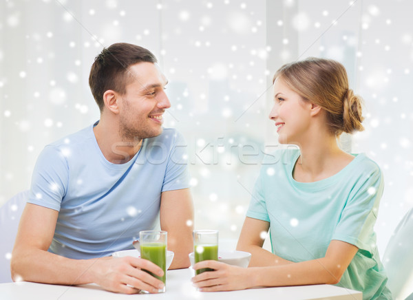 Souriant couple déjeuner maison alimentaire personnes [[stock_photo]] © dolgachov