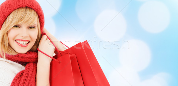 Stock fotó: Mosolyog · fiatal · nő · bevásárlótáskák · boldogság · tél · ünnepek