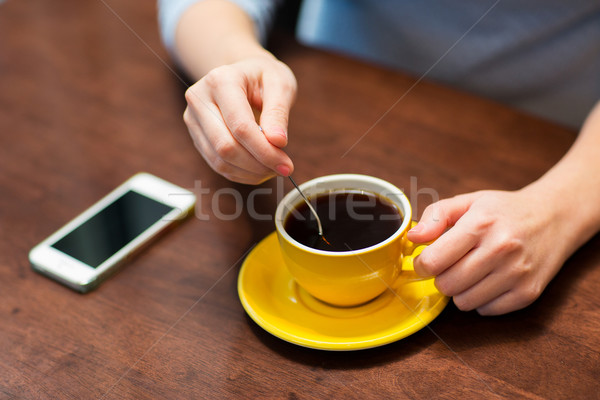 Mujer café bebidas personas Foto stock © dolgachov