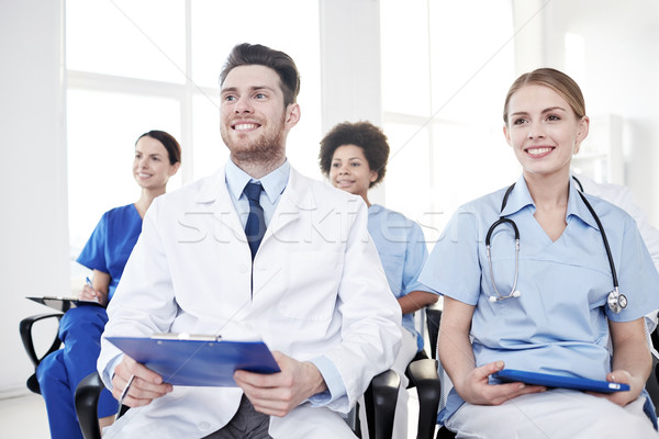 Zdjęcia stock: Grupy · szczęśliwy · lekarzy · seminarium · szpitala · zawód