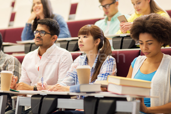 Foto stock: Grupo · estudantes · palestra · educação · escola · secundária