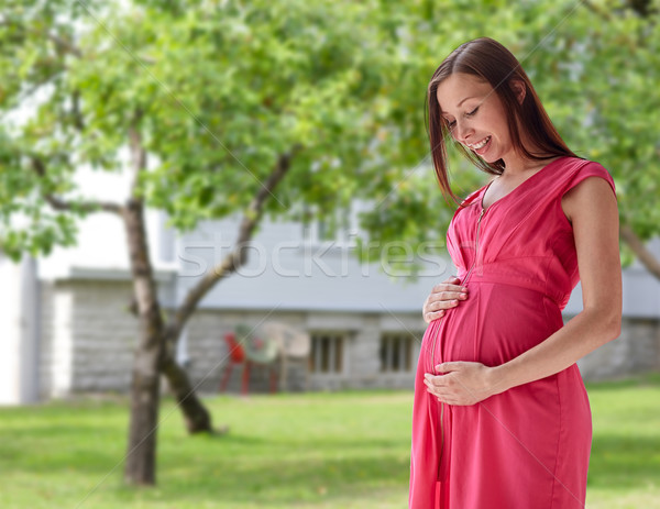 Fericit femeie gravida mare sarcină maternitate Imagine de stoc © dolgachov