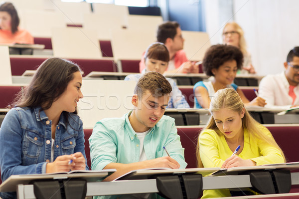 Stock foto: Gruppe · Studenten · Notebooks · Vortrag · Halle · Bildung