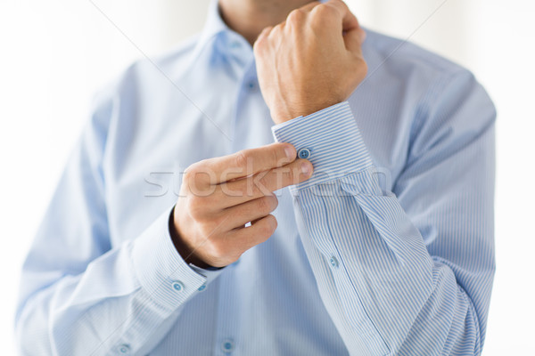Сток-фото: человека · Кнопки · рубашку · рукав · люди