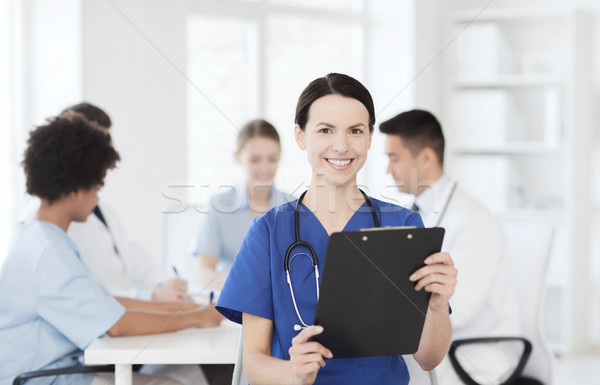 Heureux médecin groupe hôpital clinique profession [[stock_photo]] © dolgachov