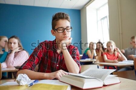 Diákok pletykál mögött osztálytárs hát iskola Stock fotó © dolgachov