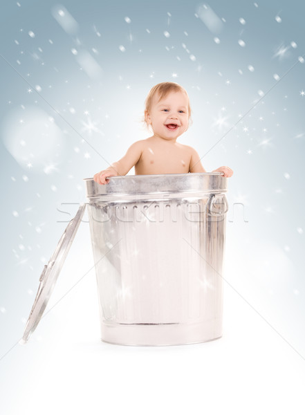 Bebê cesto de lixo quadro adorável criança inverno Foto stock © dolgachov