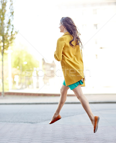 Fiatal nő tinilány lábak figyelmeztetés divat emberek Stock fotó © dolgachov