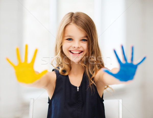 [[stock_photo]]: Fille · peint · mains · éducation · école