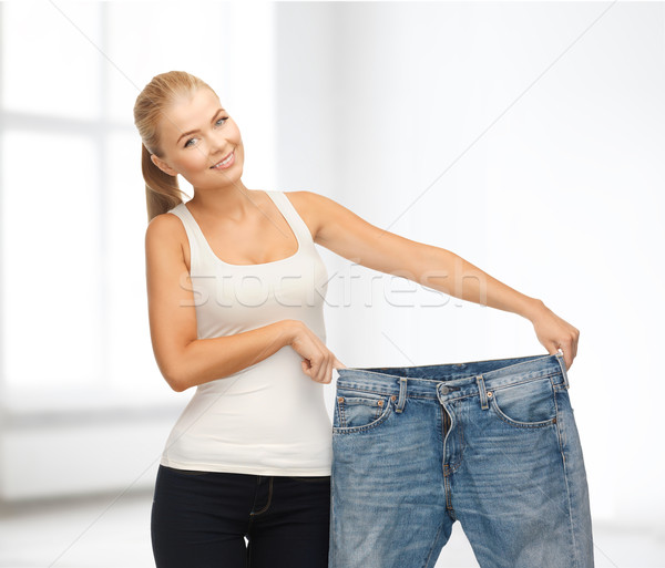 Femme grand pants fitness [[stock_photo]] © dolgachov