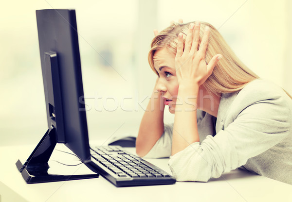 Kadın bilgisayarı resim işkadını bilgisayar çalışmak Stok fotoğraf © dolgachov