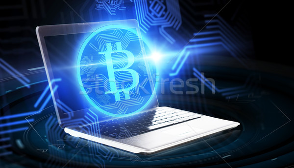 Laptop computer bitcoin hologram financieren business toekomst Stockfoto © dolgachov