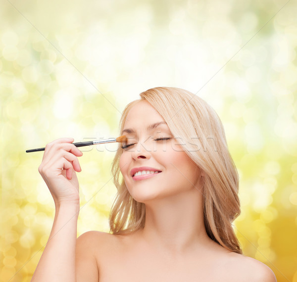 Schöne Frau Make-up Pinsel Kosmetik Gesundheit Schönheit Stock foto © dolgachov