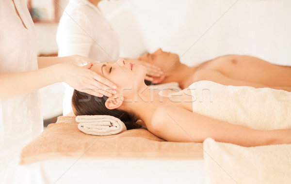 Cuplu spa imagine salon faţă tratament Imagine de stoc © dolgachov