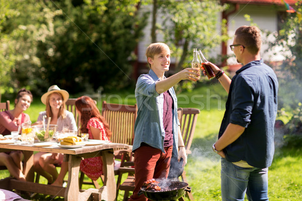 Foto stock: Amigos · potable · cerveza · verano · barbacoa · fiesta