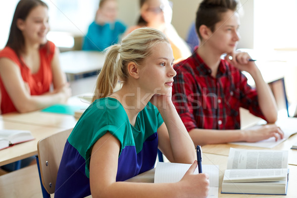 Stockfoto: Groep · studenten · boeken · schrijven · school · test