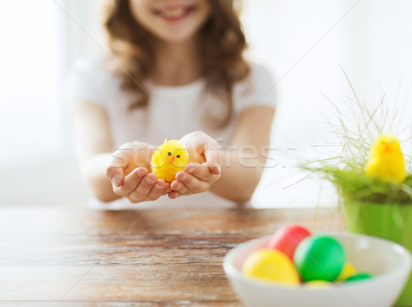 Meisje Geel speelgoed Pasen Stockfoto © dolgachov