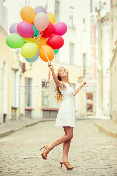 Mujer colorido globos verano vacaciones celebración Foto stock © dolgachov