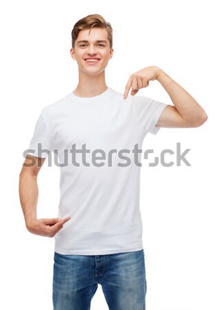 [[stock_photo]]: Souriant · jeune · homme · blanche · tshirt · design · geste