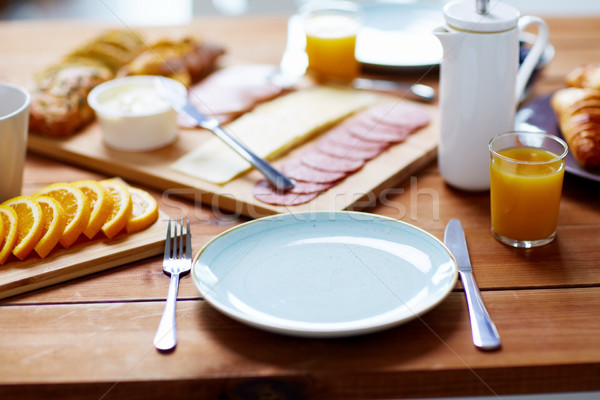 Tablicy szkła sok pomarańczowy tabeli żywności wyżywienie Zdjęcia stock © dolgachov