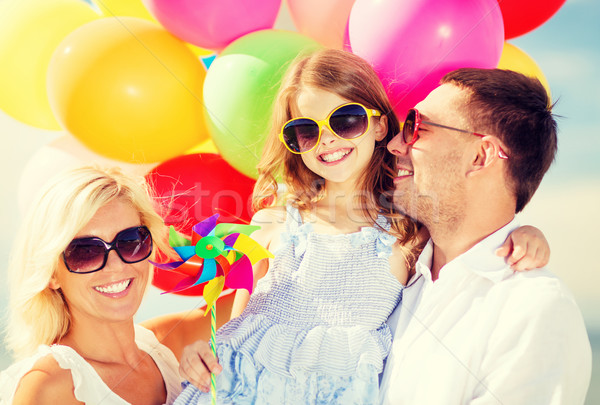 Familie kleurrijk ballonnen zomer vakantie viering Stockfoto © dolgachov