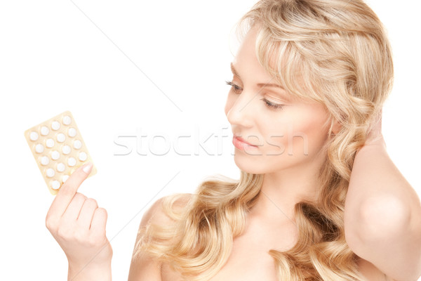 Jeune femme pilules photos blanche femme médicaux [[stock_photo]] © dolgachov