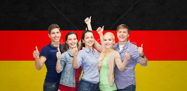 Grupo sorridente estudantes educação Foto stock © dolgachov