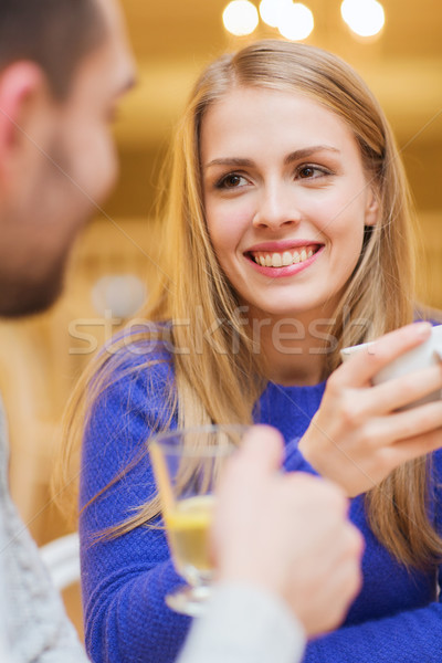 Mutlu çift kalma içme çay kafe Stok fotoğraf © dolgachov