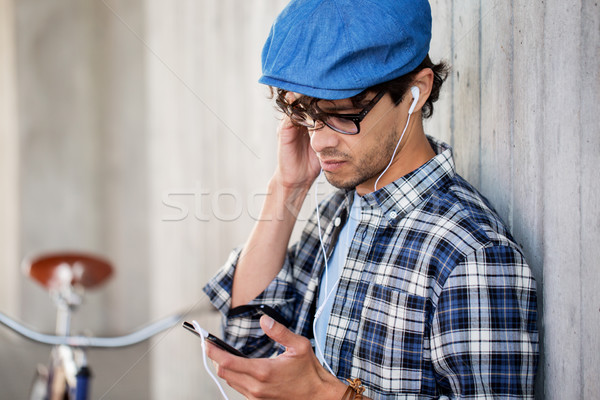 Stockfoto: Man · smartphone · fiets · mensen