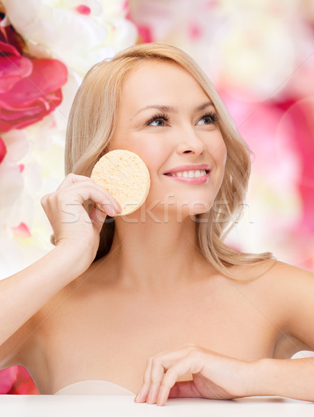 Mujer hermosa esponja salud nina feliz Foto stock © dolgachov