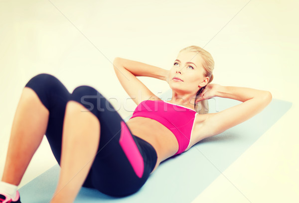 Stock fotó: Sportos · nő · testmozgás · padló · fitnessz · gyönyörű