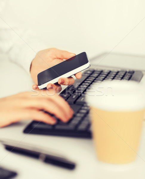 Stockfoto: Vrouw · hand · smartphone · business · kantoorwerk · discipline