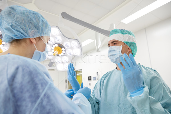 Chirurgiens salle d'opération hôpital chirurgie médecine personnes [[stock_photo]] © dolgachov