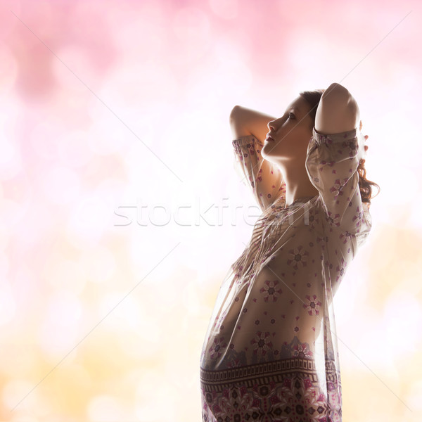 Sylwetka zdjęcie ciąży piękna kobieta rodziny macierzyństwo Zdjęcia stock © dolgachov