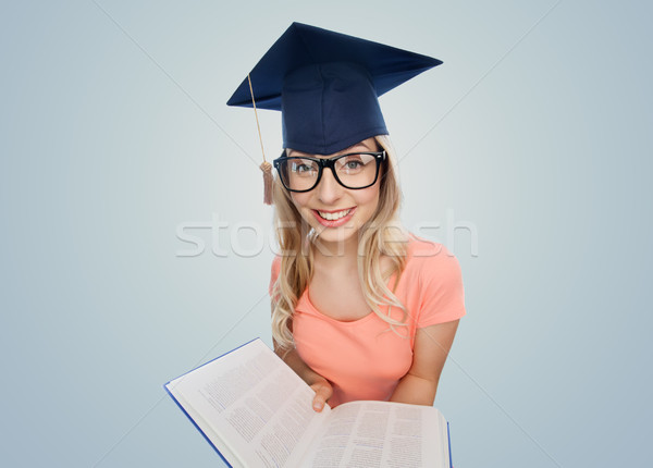 Estudante mulher enciclopédia pessoas educação conhecimento Foto stock © dolgachov