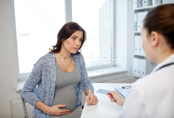 ストックフォト: 婦人科医 · 医師 · 妊婦 · 病院 · 妊娠 · 婦人科