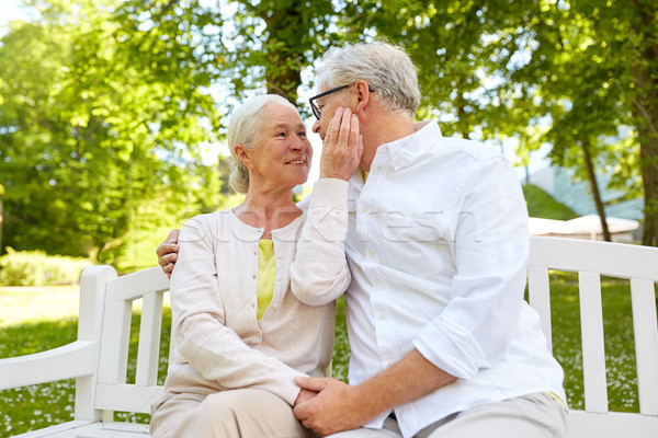 Boldog idős pár ölel város park aggkor Stock fotó © dolgachov