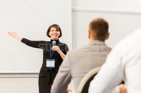 Gruppe Menschen Business Konferenz Vortrag Bildung Menschen Stock foto © dolgachov