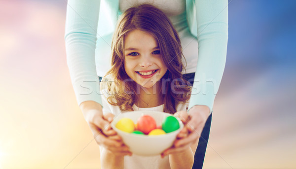 Meisje moeder paaseieren Pasen Stockfoto © dolgachov