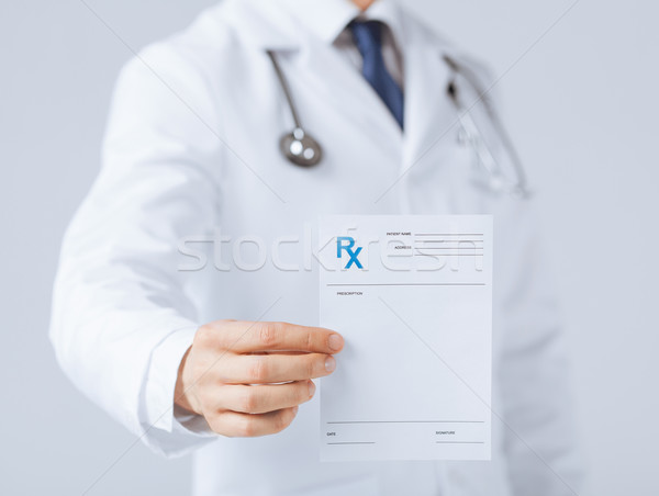 Zdjęcia stock: Mężczyzna · lekarz · rx · papieru · strony