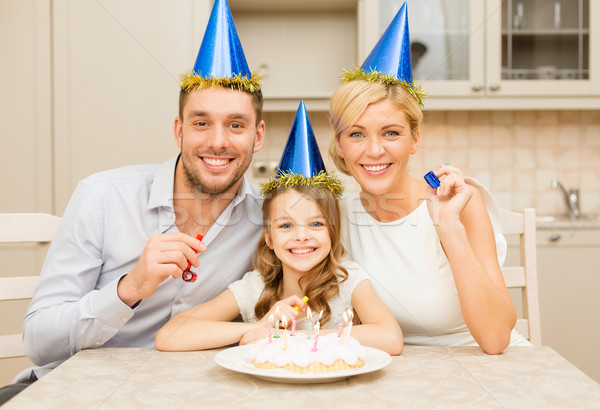 Uśmiechnięty rodziny niebieski faworyzować Zdjęcia stock © dolgachov