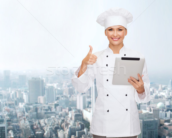 Sorridente chef cozinhar Foto stock © dolgachov