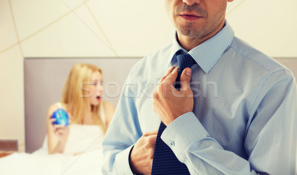 Foto stock: Hombre · empate · cuello · dormitorio · personas