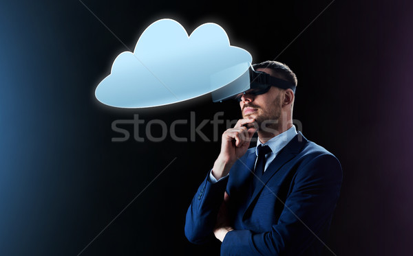 Geschäftsmann Wirklichkeit Headset Wolke Geschäftsleute Stock foto © dolgachov
